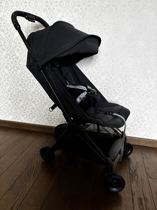 Коляска Cybex Coya Sepia Black на шасі Matt Black (чорна на чорному)