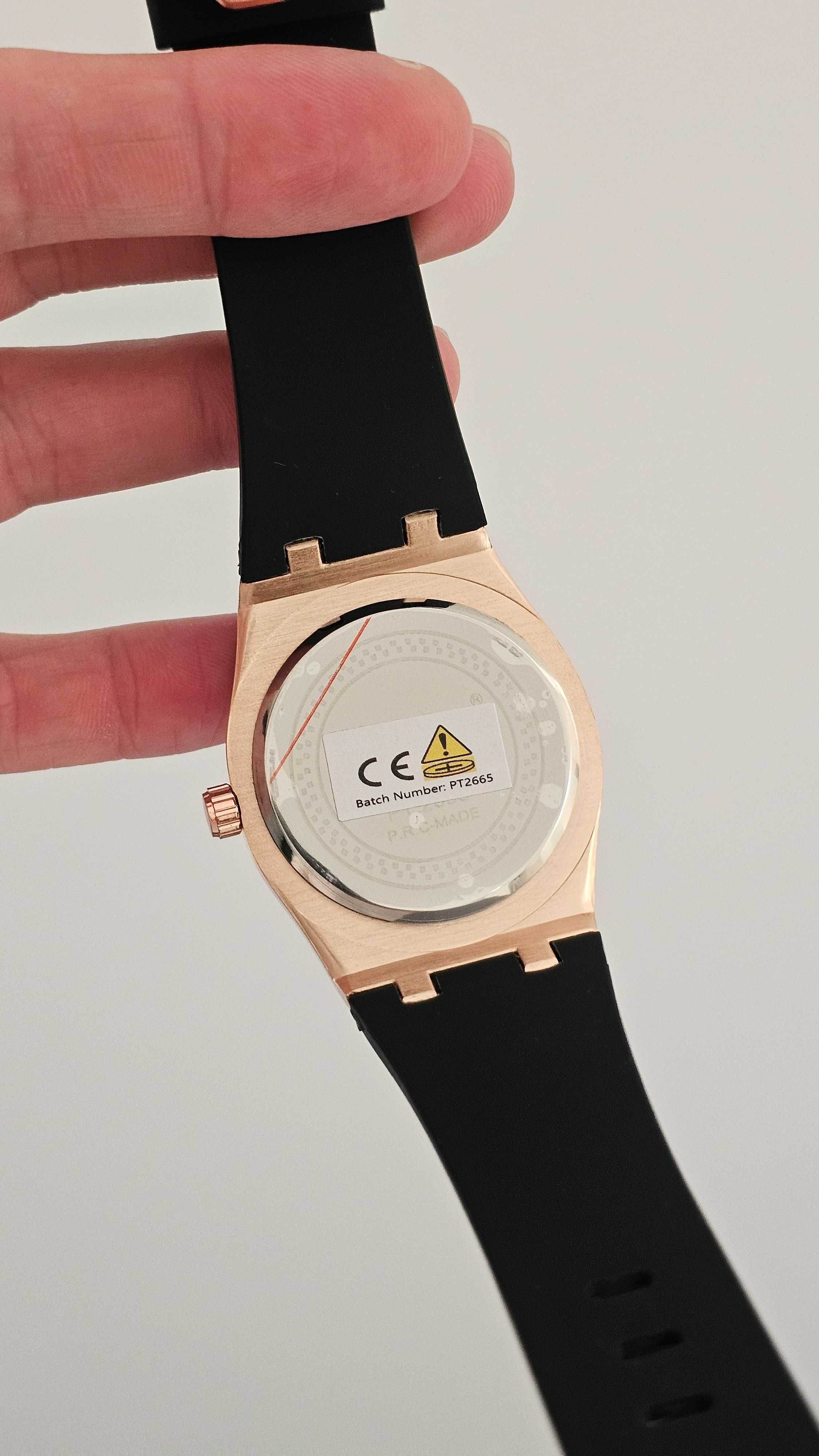 Relógio Quartz Preto Rosa Dourado