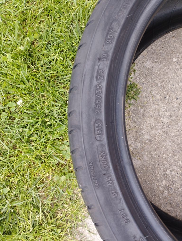 Opony letnie Michelin Pilot Sport 255/35 R19 2szt.