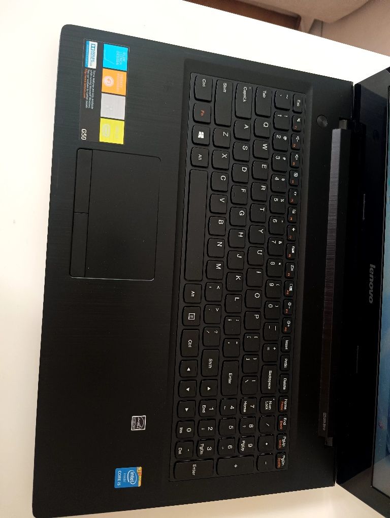 Laptop Lenovo G50 Intel Core I5, 8GB, DVD-RW, WIN 8.1