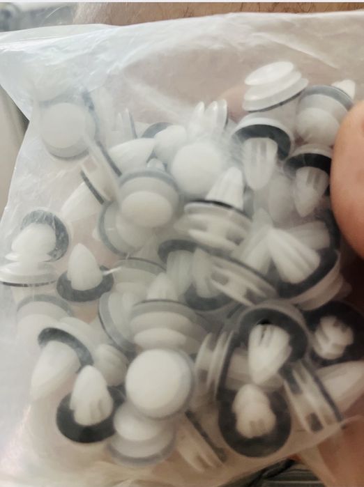 Колпак Клипса фиксатор защолка BMW E34 E36 Е38 E39 E46 M3 M5 Z3X5ковпа