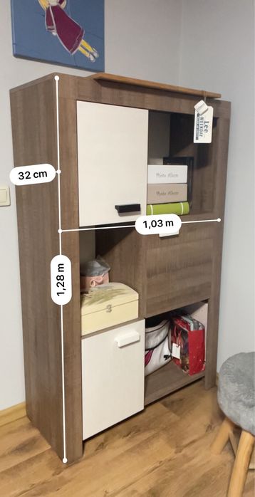 Biurko z ndstawką i regałem