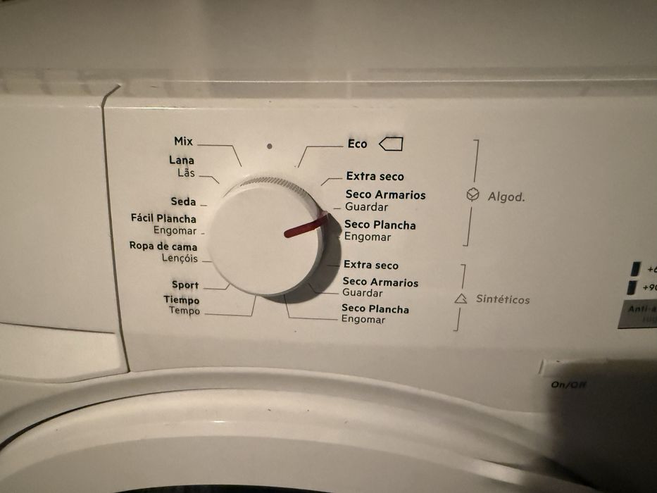 Máquina de secar roupa Bomba de calor de 8 kg AEG série 7000