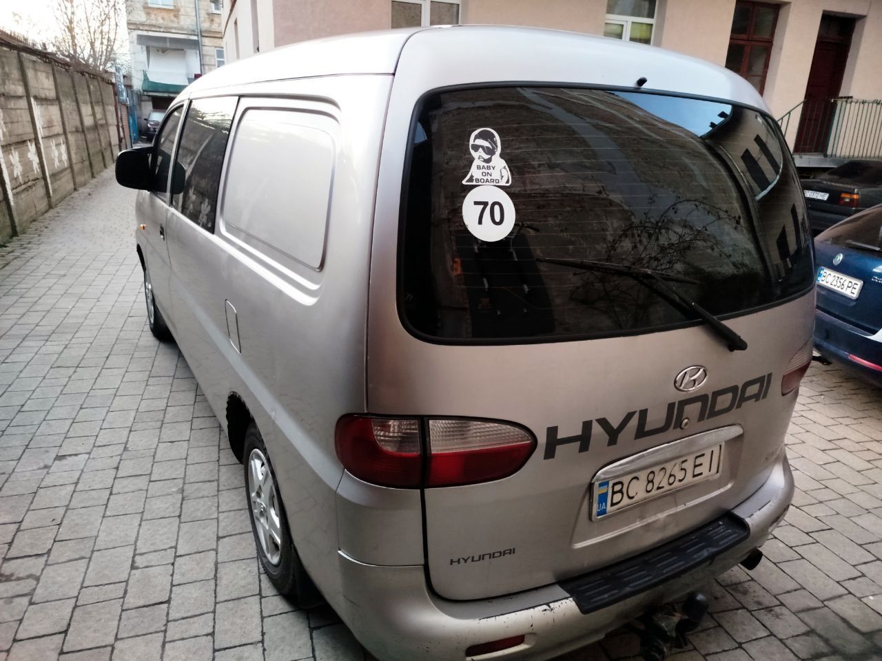 Машина Hyundai H -200 , 2,5 TDI ,Груз-пасажир(2003р.)