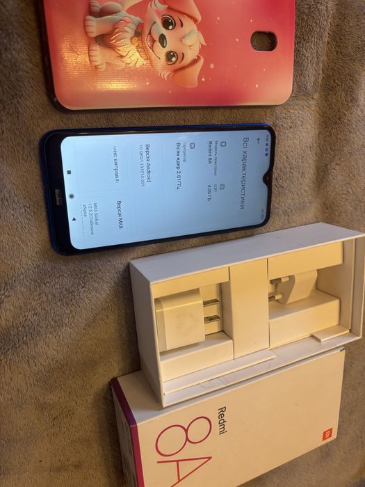 Xiaomi redmi 8A 4/64  в новому стані.