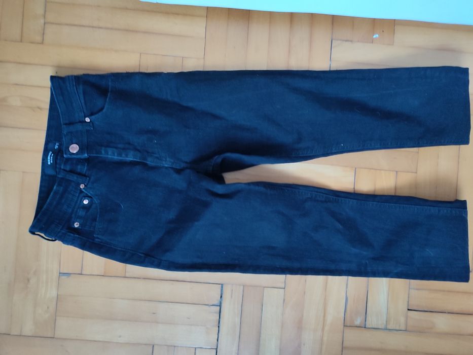 Spodnie jeansy czarne  damskie Reserved rozmiar 34