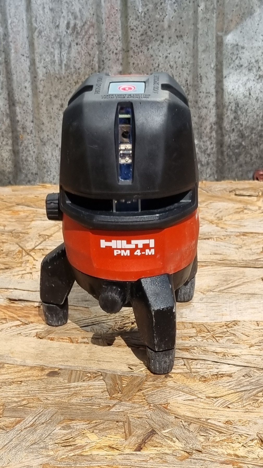 Laser krzyżowy Hilti pm4