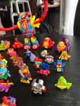 Zestaw ZINGS - figurki, pojazdy, robot