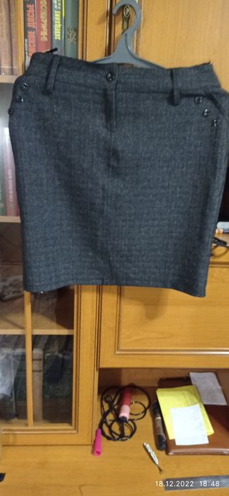 Продам женскую юбку