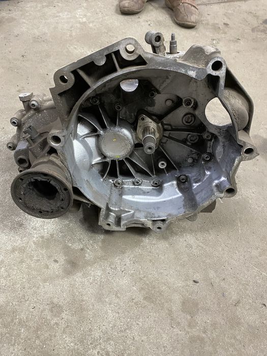 Коробка перемикання передач 02t 301 103 j VAG