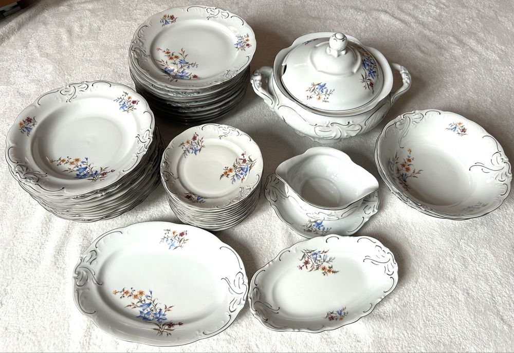 Nowa porcelana walbrzyska PRL na 12 osób