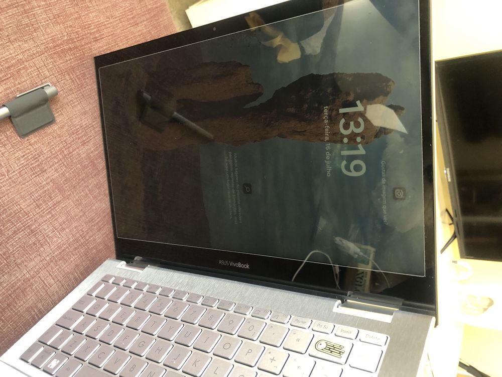 Computador portatil ASUS VivoBook