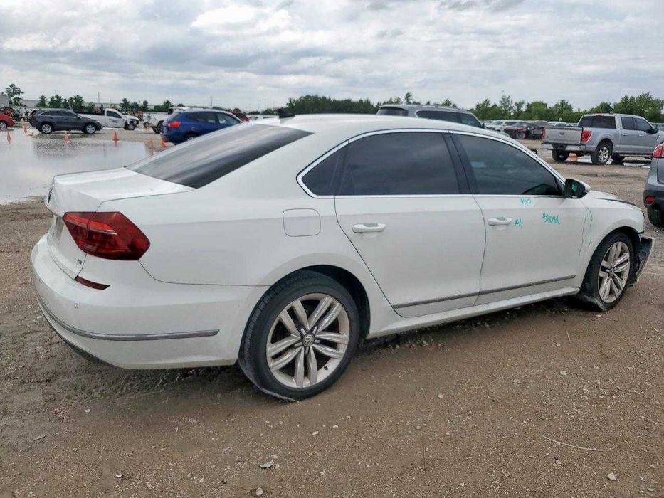 Volkswagen Passat SE 2017