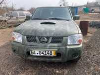 Nissan Пікап в Україні