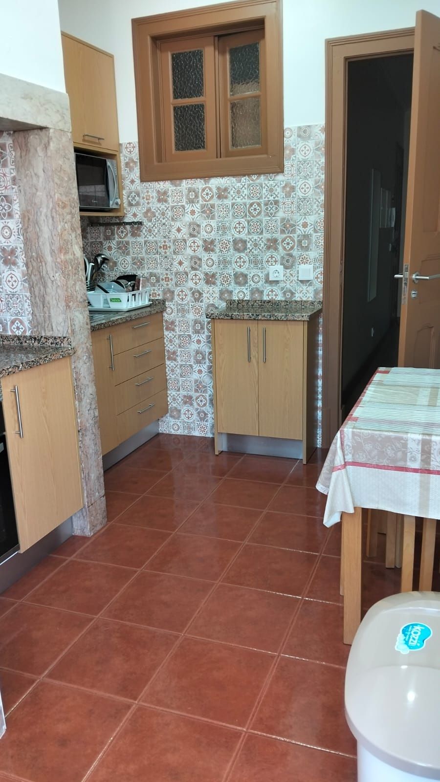 Arrenda-se quarto