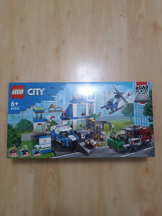 LEGO City 60316 Posterunek policji