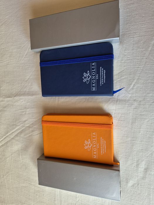 NOWE 2 Komplety piśmiennicze, np.  dla dziewczynki i dla chłopca - OKA