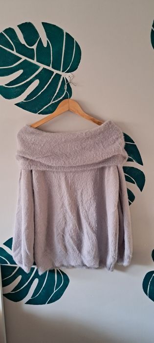 Blekitny blyszczacy cieplutki sweter XL