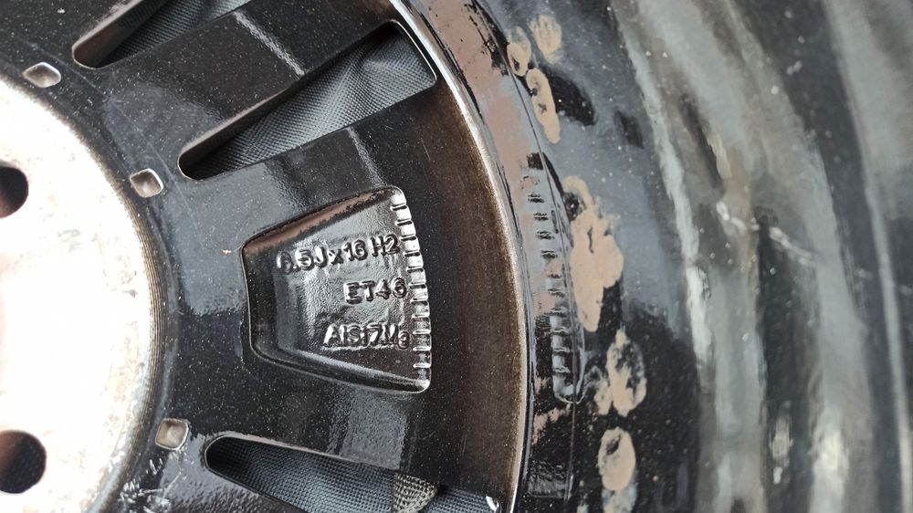 E golf 7 диски на е гольф 7 R16 et46 оригінальні 8800гр комплект