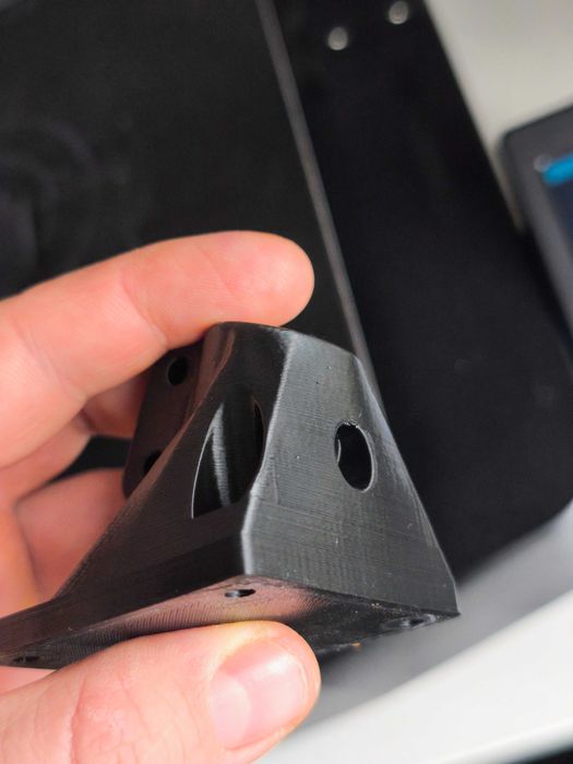 3д принтер ender 3v3se. Готовий до роботи