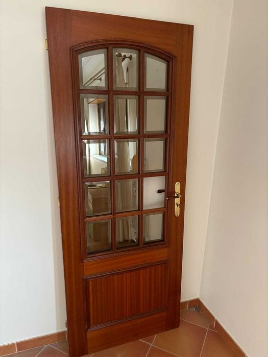 Portas interiores de madeira