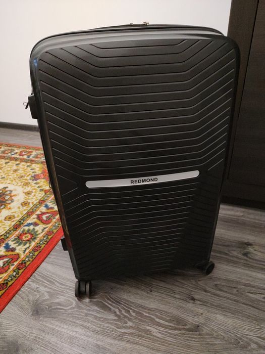 Чемодан бренд REDMOND  L