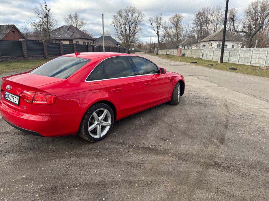Продам  Audi A4 2012