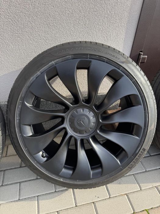 Диски R21 Tesla Perfomance