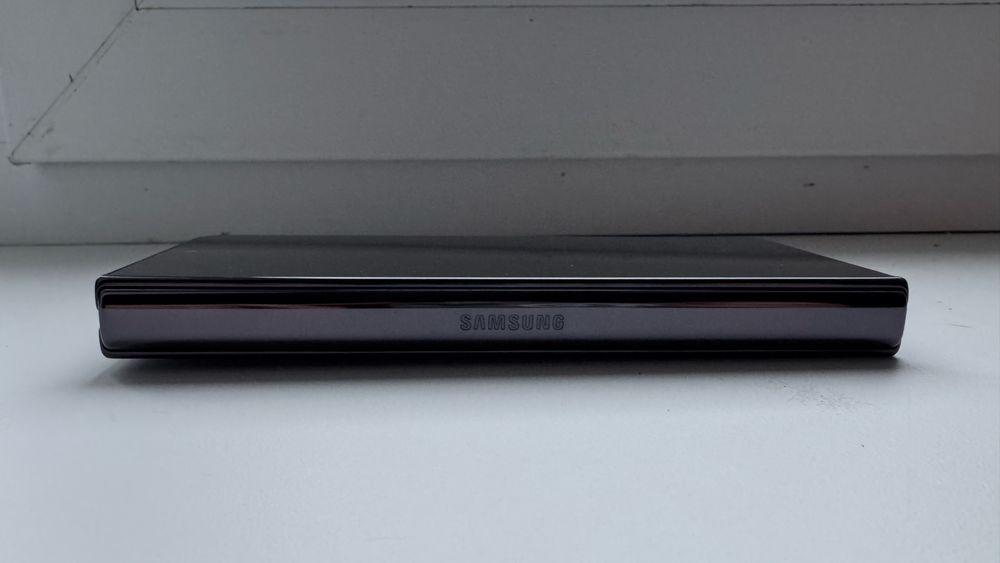 Samsung Galaxy  Fold4 • 12/512 • хороший стан