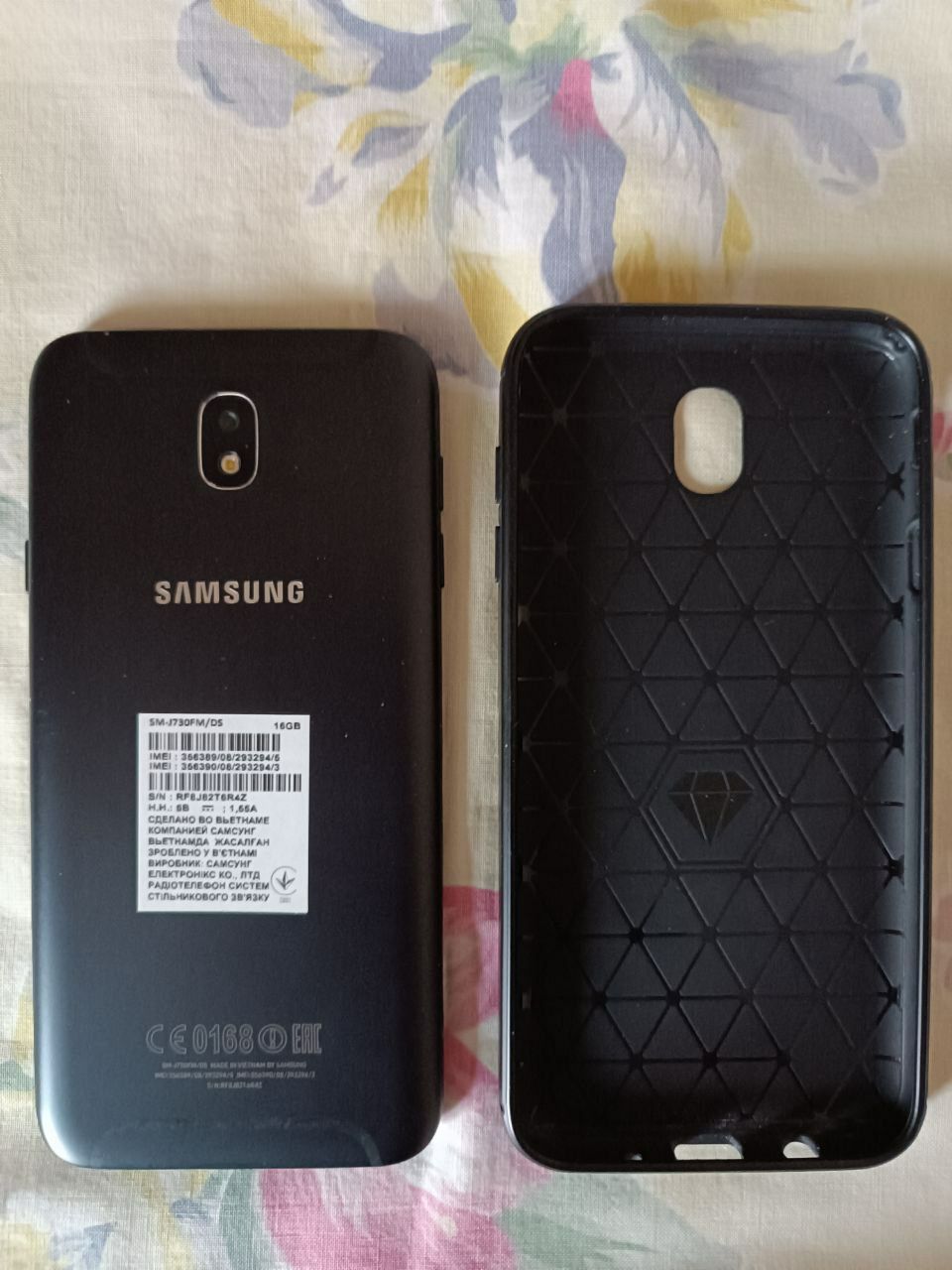 Смартфон Samsung Galaxy J7 / J730 Black + чехол + карта памяти(64Гб)