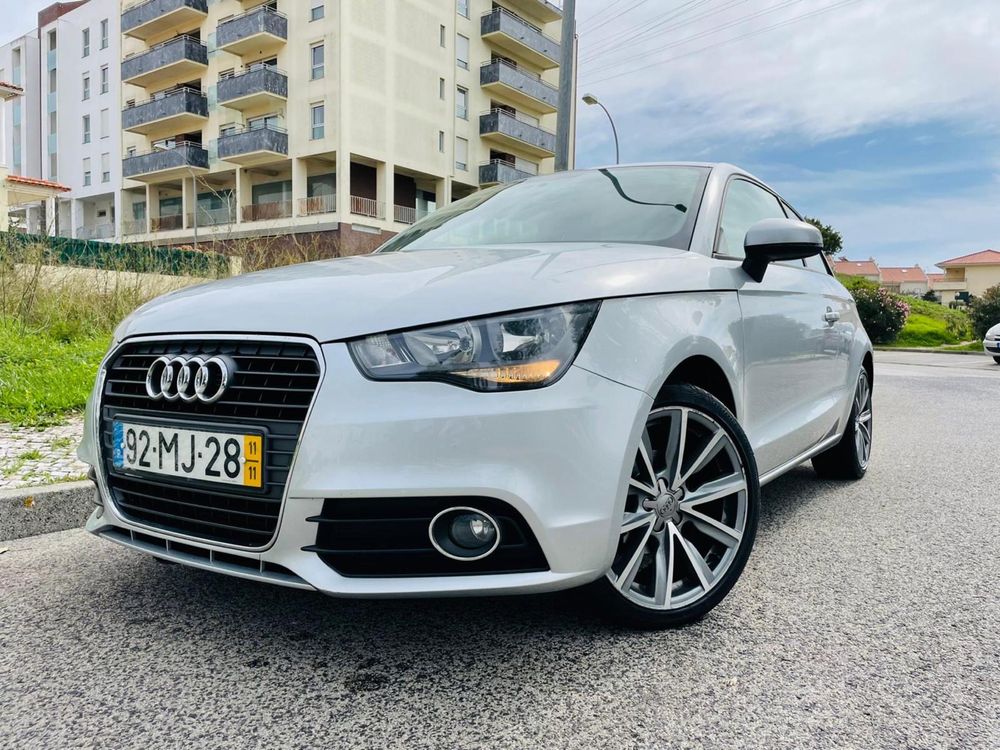 AUDI A1 1.6 TDI 105cv — 2011 | Prata metálico | 219.000km