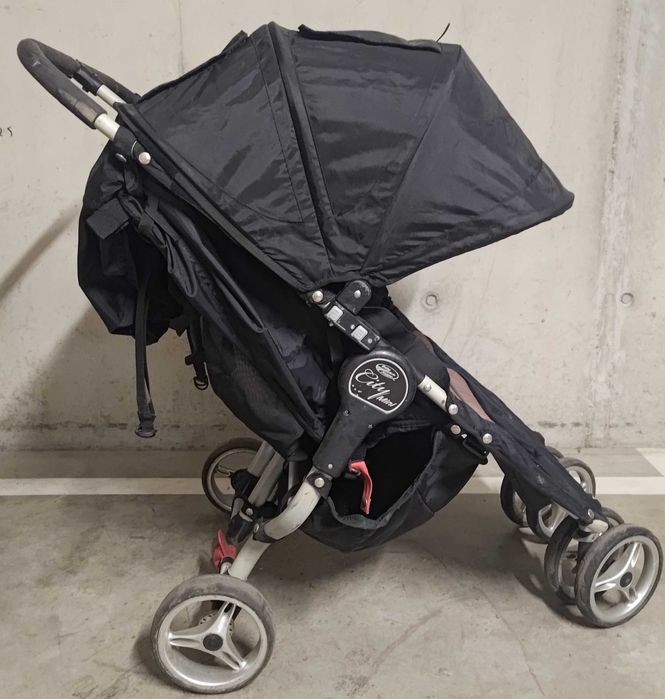 Wózek bliźniaczy Baby Jogger City Mini podwójny