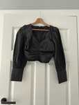 Zara czarna bluzka crop top z długim rękawem marszczona