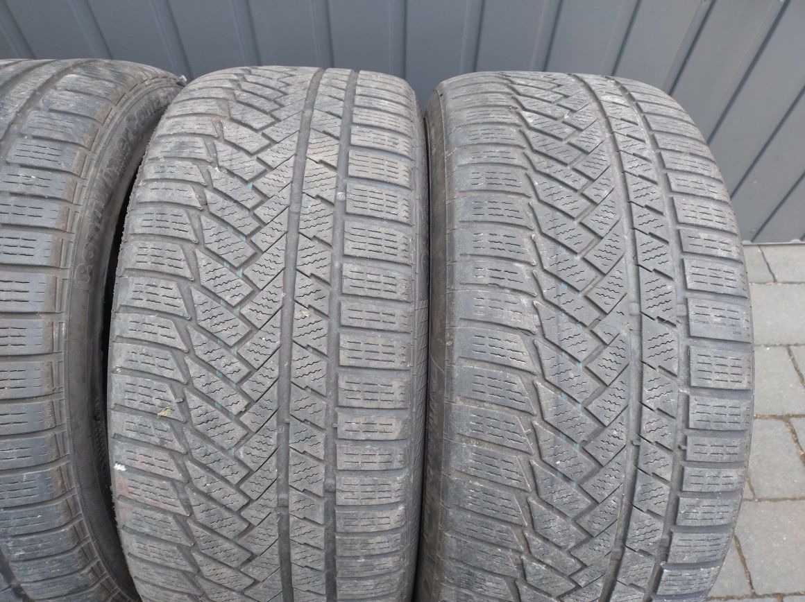 Komplet opon zimowych M+S 245/40R18 Continental