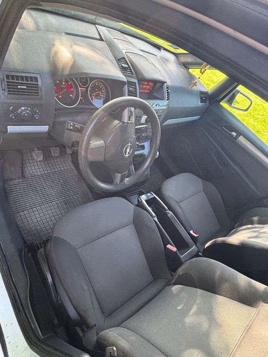 Opel Zafira 1.9 CDI