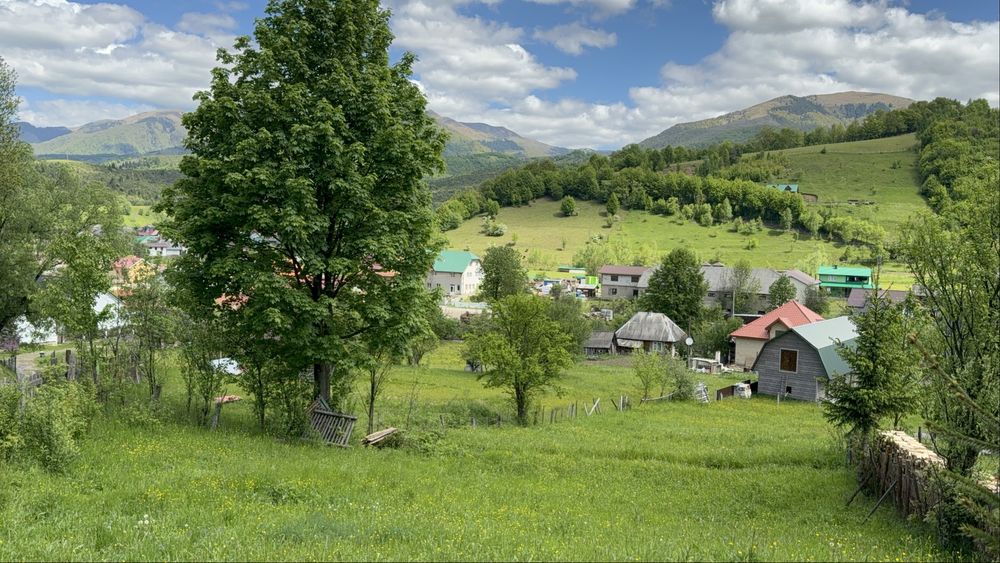 Продається ділянка с. Колочава біля музею Старе село