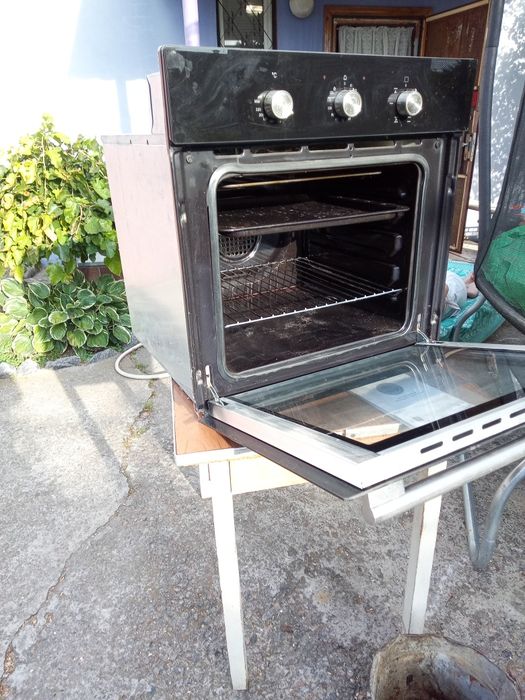 Шафа електроду хова б/в потребує заміни перемикача режимів роботи або