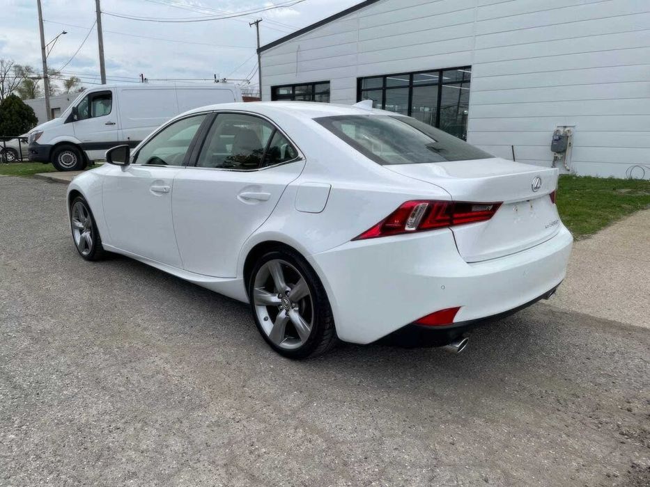 Lexus IS 350      2014