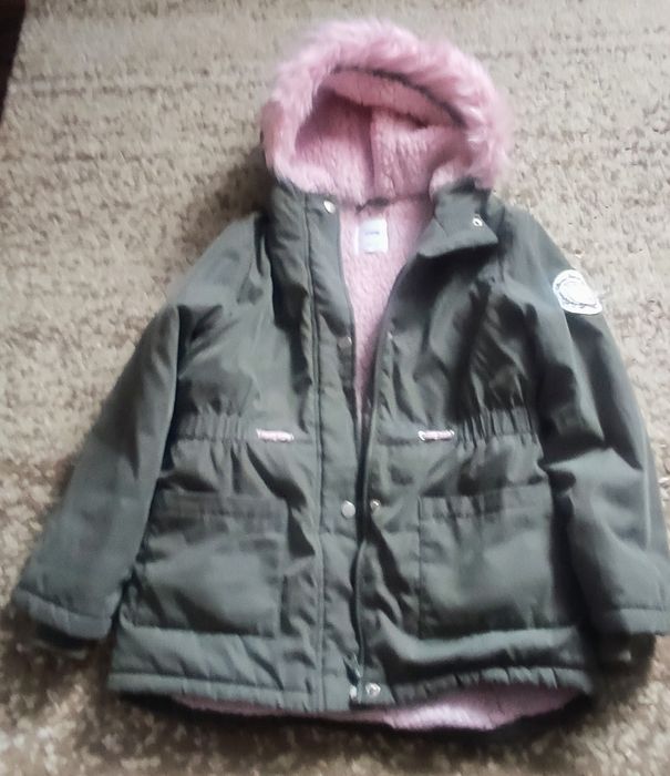 Kurtka zimowa, parka z futerkiem, Sinsay, rozmiar 134.