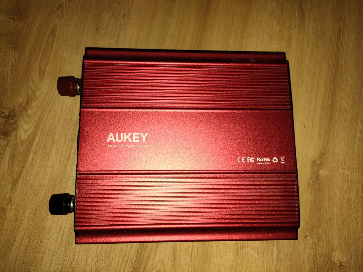 Інвертор Aukey 1000w , перетворювач напруги инвертор переобразователь