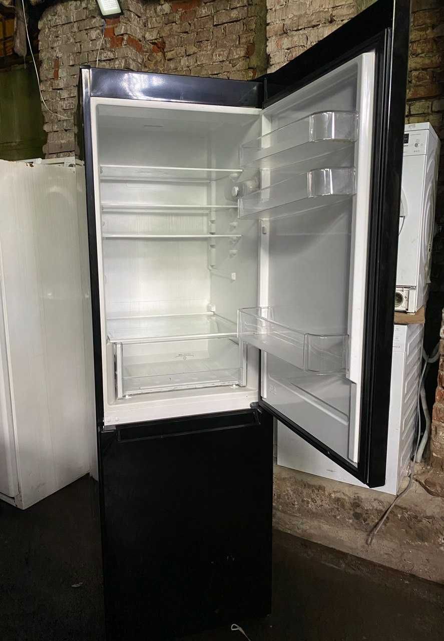 Холодильник двокамерний Indesit LR8 S2 K B (189 см) з Польщі