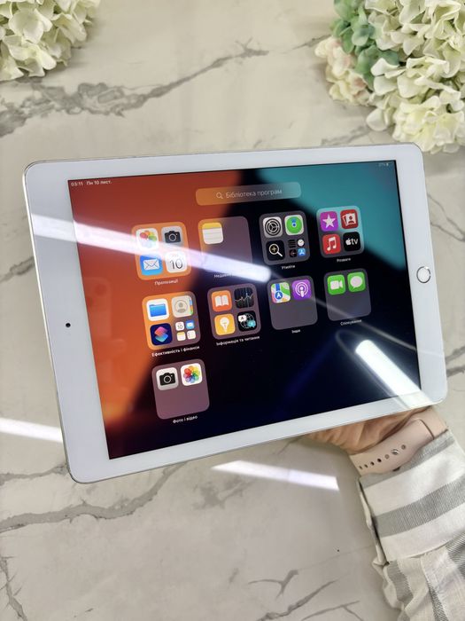 Оригінальний iPad 6 Silver 88%АКБ Wi-Fi Neverlock (Магазин Гарантія)