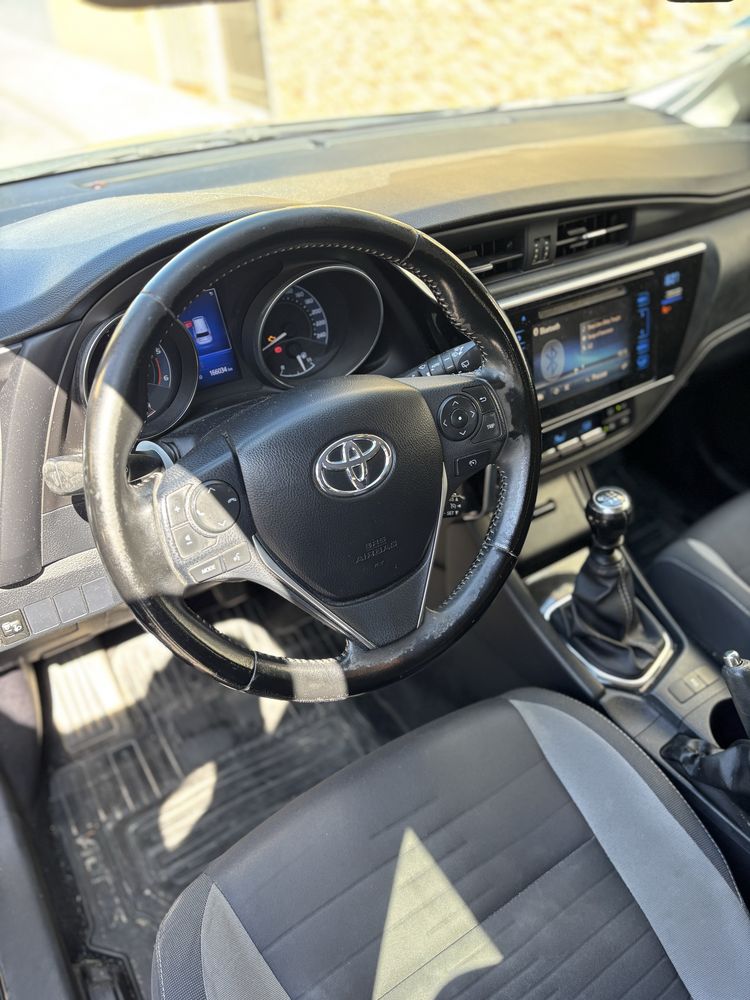 Toyota Auris Touring Sport 1.4D