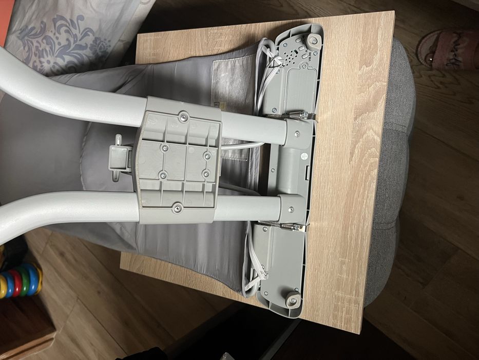 Шезлонг крісло гойдалка лежак дитячий Colibro fly