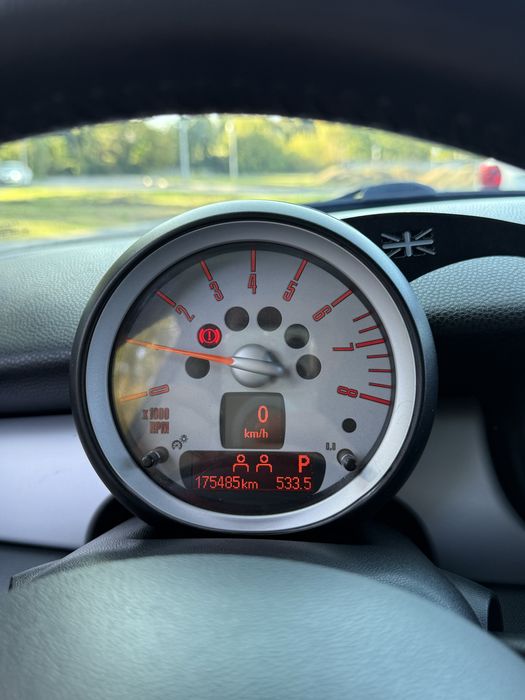 Mini Cooper One 1.4 автомат