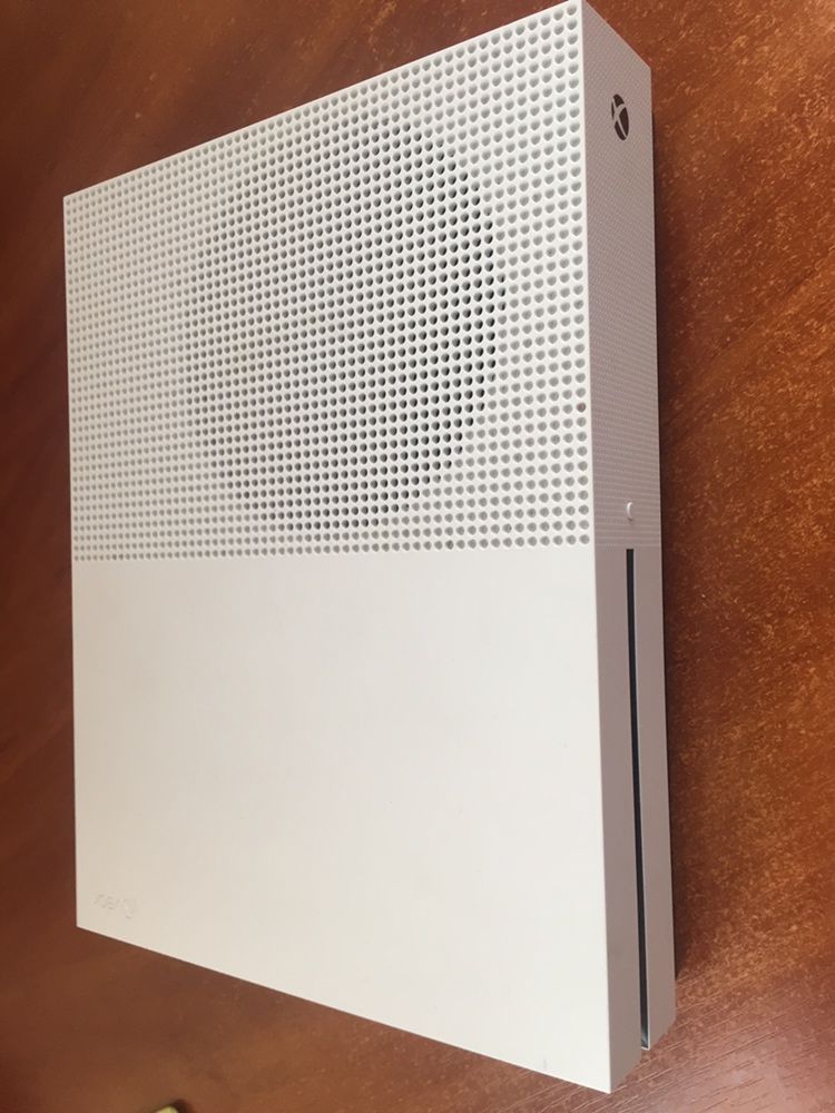 Xbox one s 1 Tb game