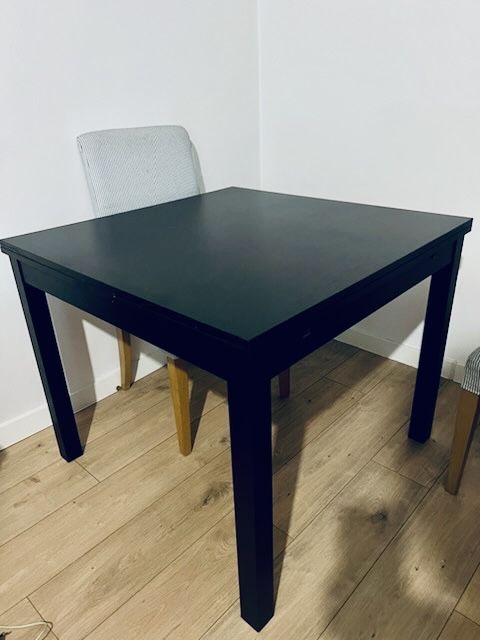 Stół i krzesła IKEA