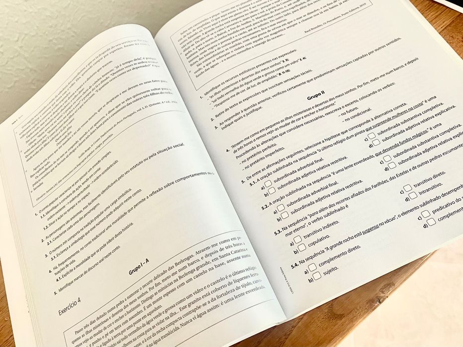 Livro Preparação Exame Nacional Português 2015