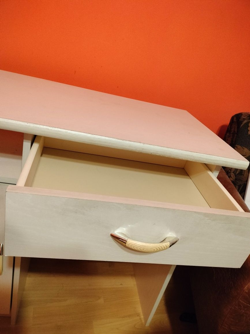 Biurko toaletka z lustrem 102 x 44 x 72 (143)cm białe jasne drewniane