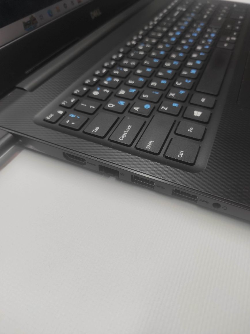 Dell Inspiron 3593/256/8/сенсорний екран